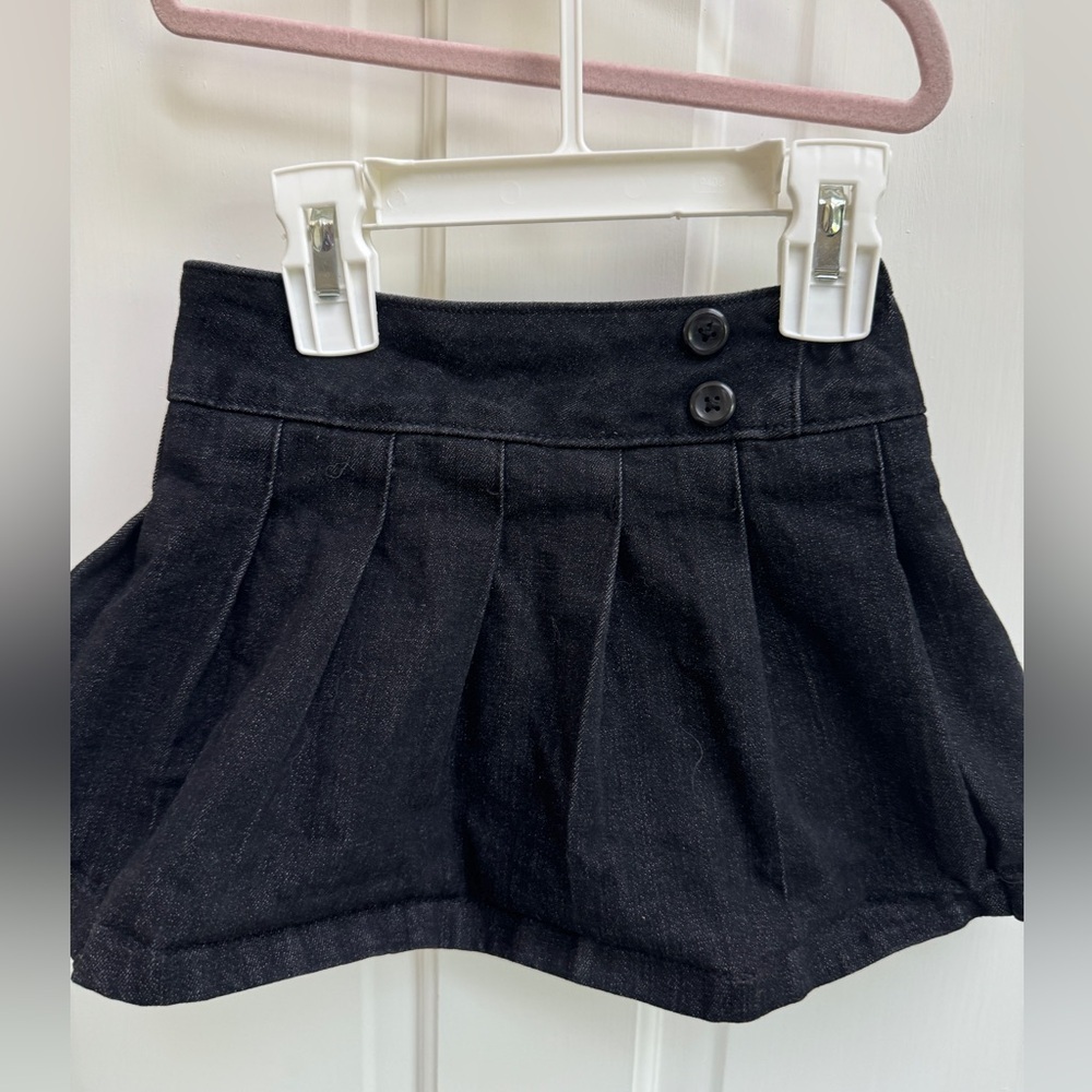 NWOT Garanimals 2T Black Denim Flare Out Girls Skirt